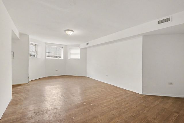 5718 S GREEN Street, Chicago, IL 60621