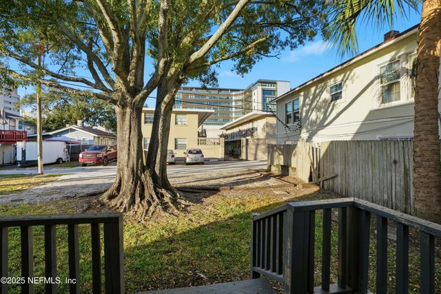 911 PHILLIPS Street, Jacksonville, FL 32207
