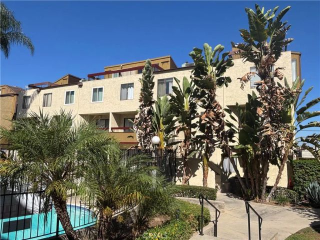 1022 S Marengo, Alhambra, CA 91803