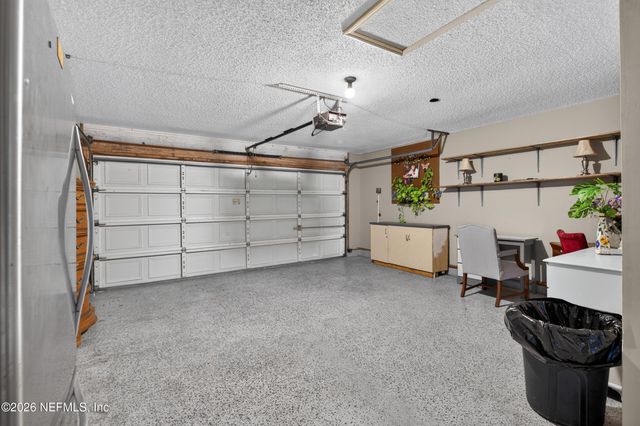 8005 FLEUR DE LIS Drive, Jacksonville, FL 32277