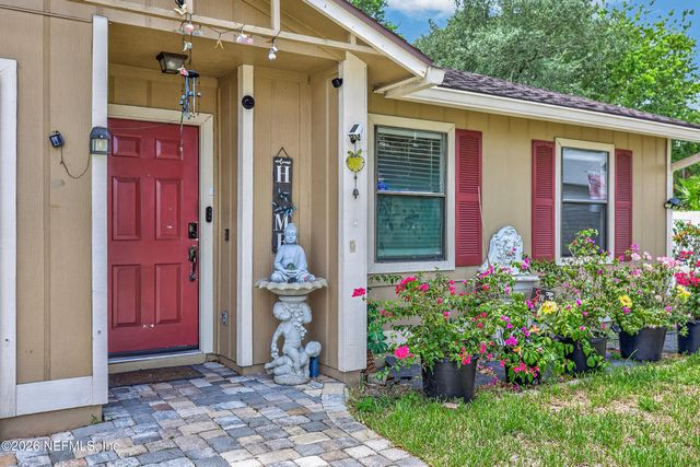 8005 FLEUR DE LIS Drive, Jacksonville, FL 32277