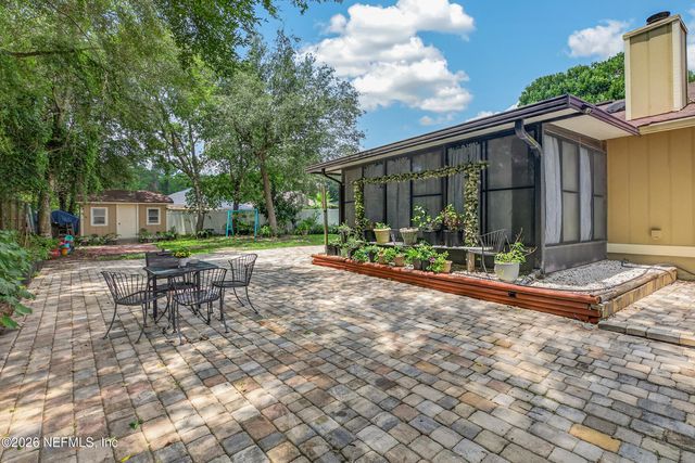 8005 FLEUR DE LIS Drive, Jacksonville, FL 32277