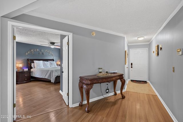 8005 FLEUR DE LIS Drive, Jacksonville, FL 32277