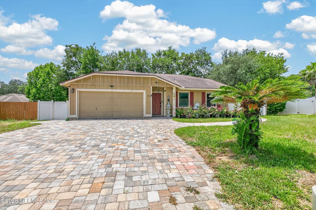8005 FLEUR DE LIS Drive, Jacksonville, FL 32277
