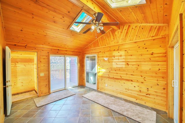18352 Johnson Road, Brainerd, MN 56401