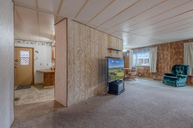 315 W Evans Creek UNIT 22, Rogue River, OR 97537