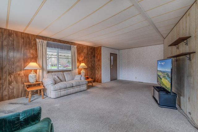 315 W Evans Creek UNIT 22, Rogue River, OR 97537
