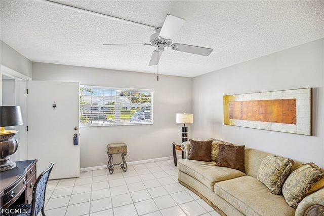 1514 Edgewater CIR 3A, Fort Myers, FL 33919