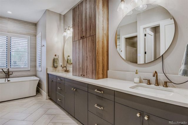 5825 S Watson Circle, Littleton, CO 80123