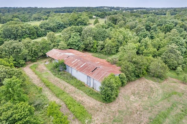 S Pleasant Valley Road, Gentry, AR 72734