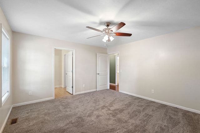 1529 Joanne Cir, Lewisburg, TN 37091