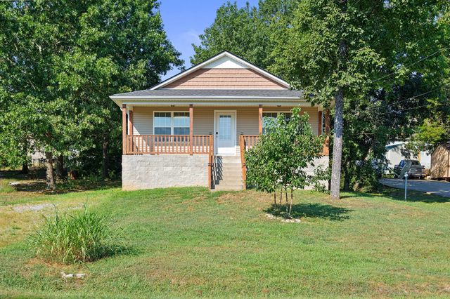 1529 Joanne Cir, Lewisburg, TN 37091