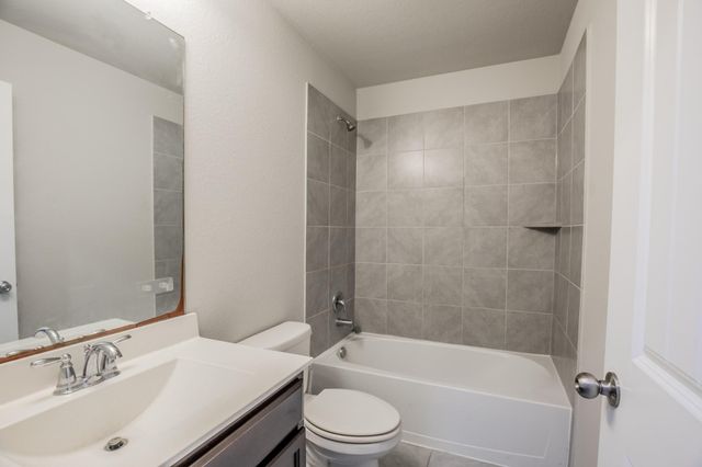 1407 Wheatland Terrance Lane, Missouri City, TX 77459