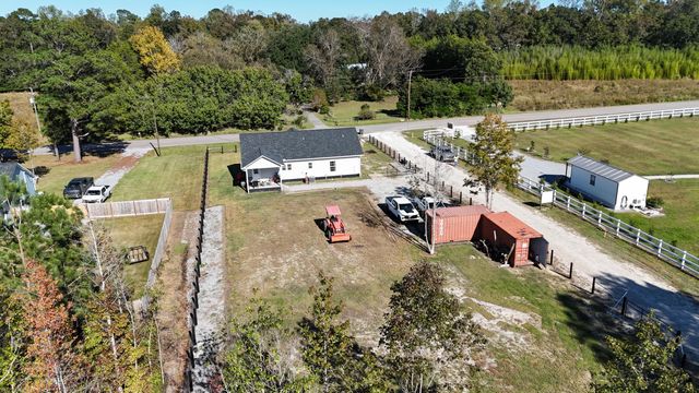 2823 Old Gilliard Road, Holly Hill, SC 29059
