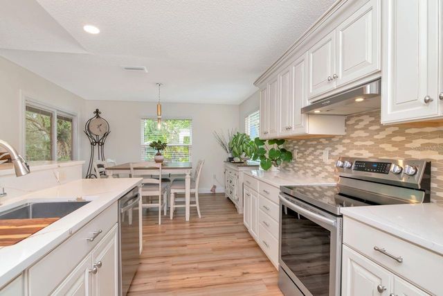 7711 GULF WAY, Hudson, FL 34667