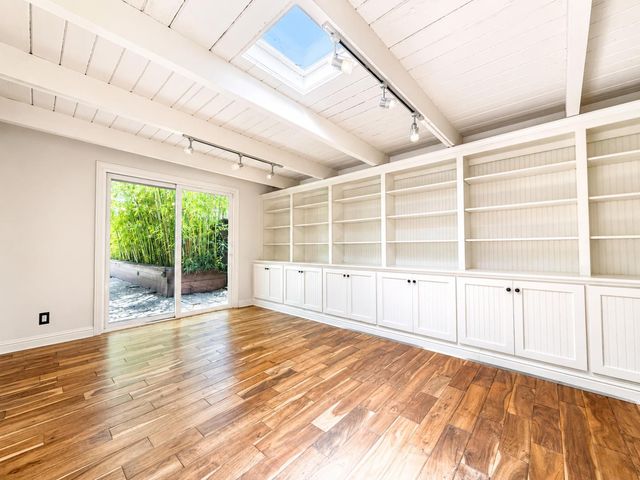 1257 Magnolia, San Carlos, CA 94070