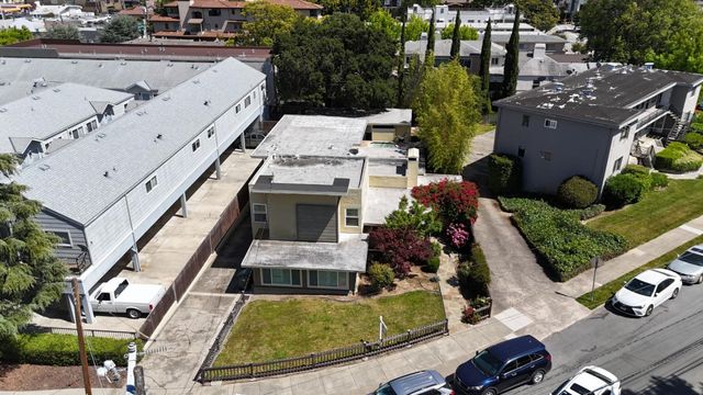 1257 Magnolia, San Carlos, CA 94070