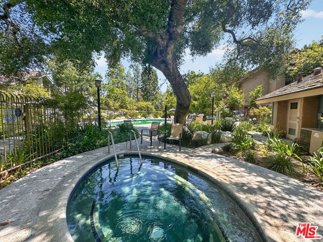 7131 Farralone Avenue 46, Canoga Park (los Angeles), CA 91303