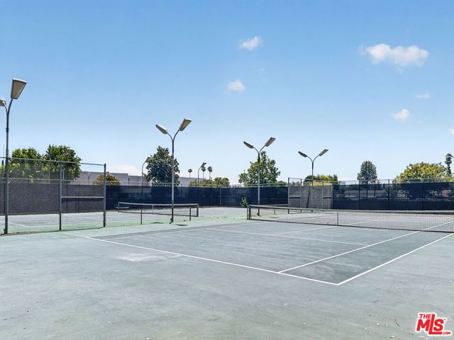 7131 Farralone Avenue 46, Canoga Park (los Angeles), CA 91303
