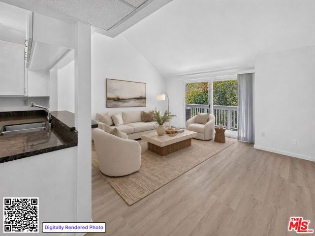 7131 Farralone Avenue 46, Canoga Park (los Angeles), CA 91303