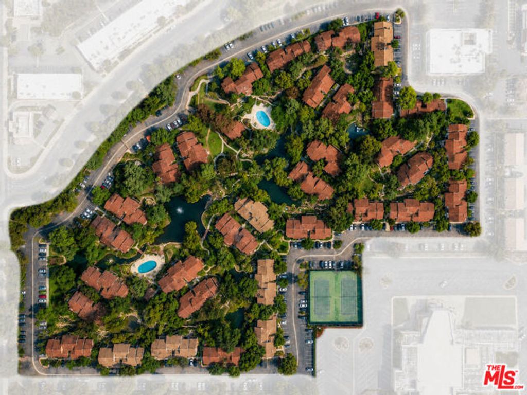 7131 Farralone Avenue 46, Canoga Park (los Angeles), CA 91303