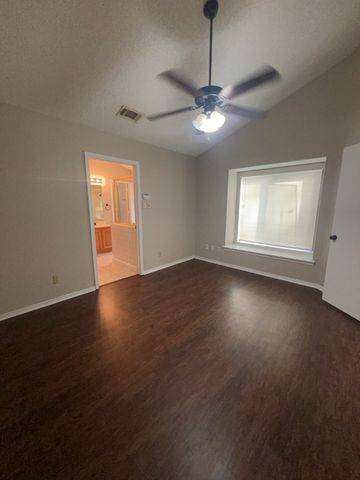 938 Gable Avenue, Duncanville, TX 75137