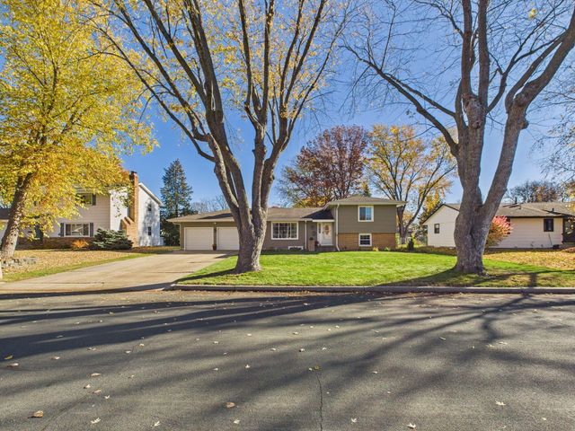 1187 Madison Street S, Shakopee, MN 55379