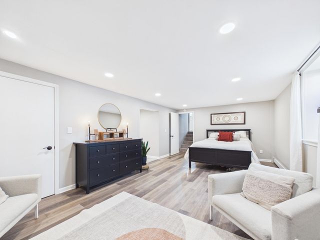 1187 Madison Street S, Shakopee, MN 55379