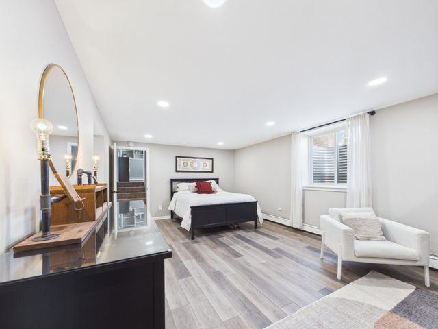 1187 Madison Street S, Shakopee, MN 55379