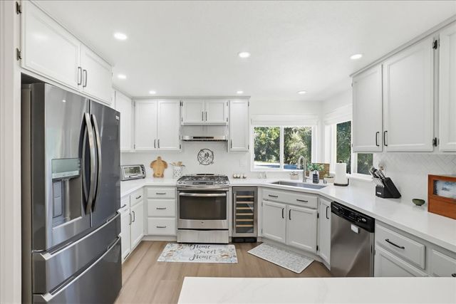 18639 Fay Ridge Ct, Grass Valley, CA 95949