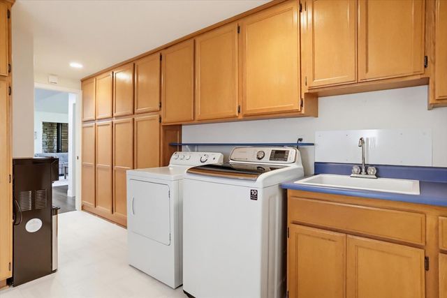18639 Fay Ridge Ct, Grass Valley, CA 95949
