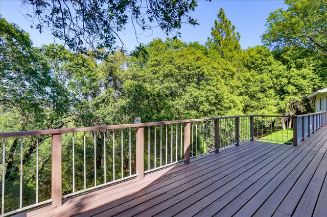 18639 Fay Ridge Ct, Grass Valley, CA 95949