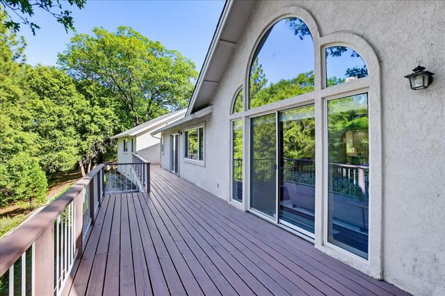 18639 Fay Ridge Ct, Grass Valley, CA 95949