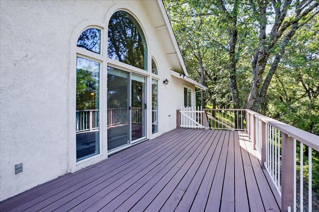 18639 Fay Ridge Ct, Grass Valley, CA 95949