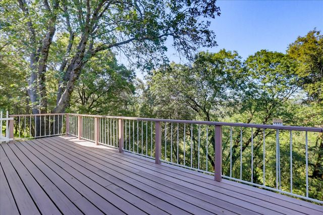 18639 Fay Ridge Ct, Grass Valley, CA 95949