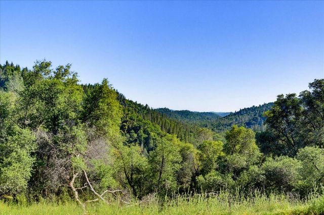 18639 Fay Ridge Ct, Grass Valley, CA 95949