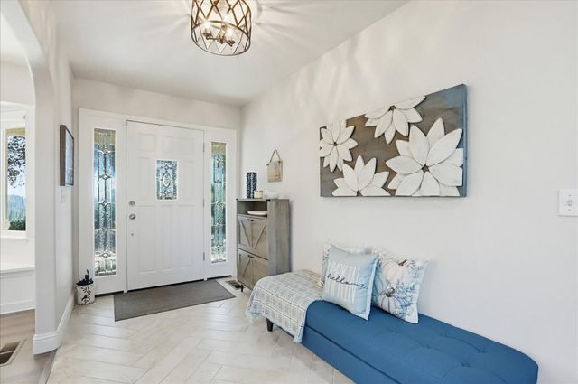18639 Fay Ridge Ct, Grass Valley, CA 95949