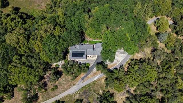 18639 Fay Ridge Ct, Grass Valley, CA 95949