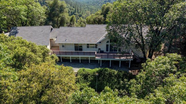 18639 Fay Ridge Ct, Grass Valley, CA 95949