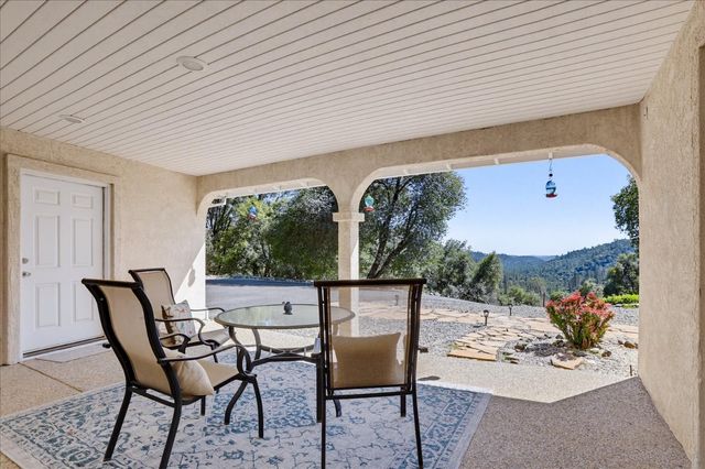 18639 Fay Ridge Ct, Grass Valley, CA 95949