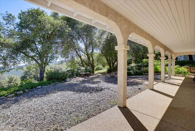 18639 Fay Ridge Ct, Grass Valley, CA 95949