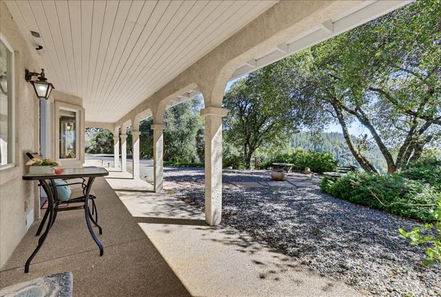 18639 Fay Ridge Ct, Grass Valley, CA 95949