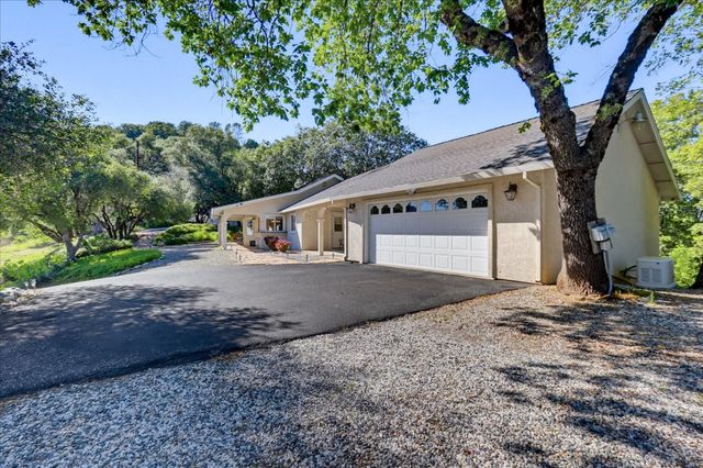 18639 Fay Ridge Ct, Grass Valley, CA 95949