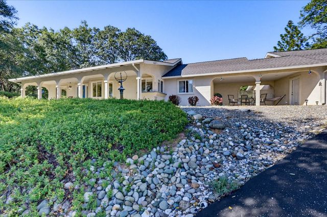 18639 Fay Ridge Ct, Grass Valley, CA 95949