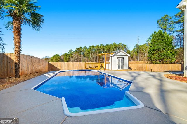 300 Emerald Way, Senoia, GA 30276