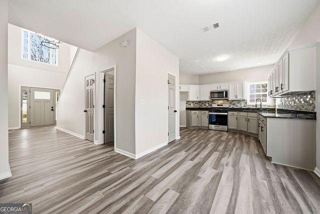 300 Emerald Way, Senoia, GA 30276