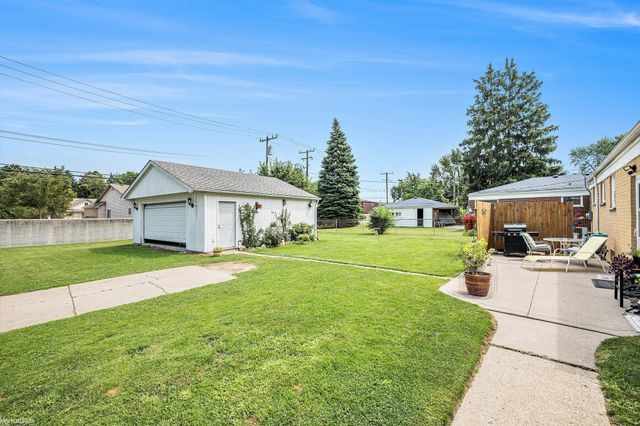 35854 Weideman Street, Clinton Township, MI 48035