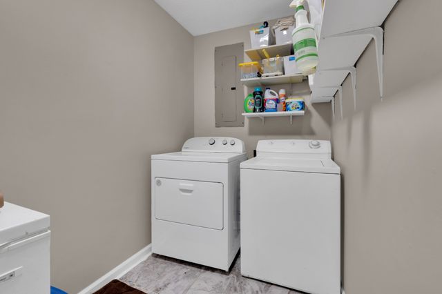 316 Davis St, Cowan, TN 37318