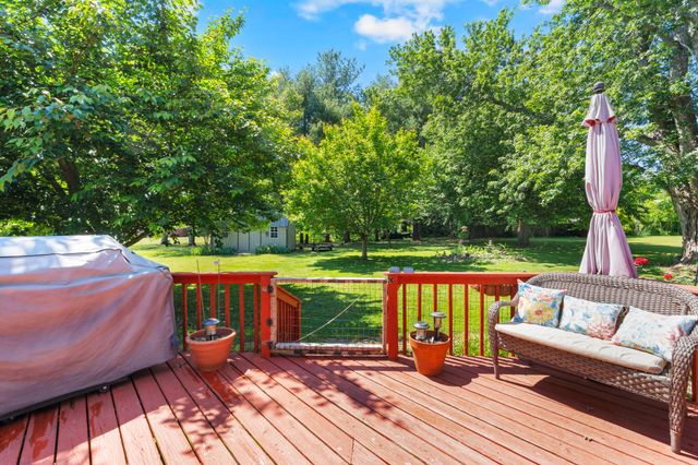 316 Davis St, Cowan, TN 37318