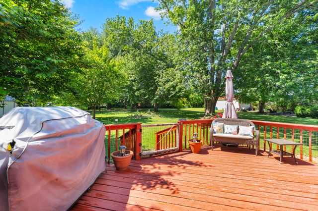 316 Davis St, Cowan, TN 37318
